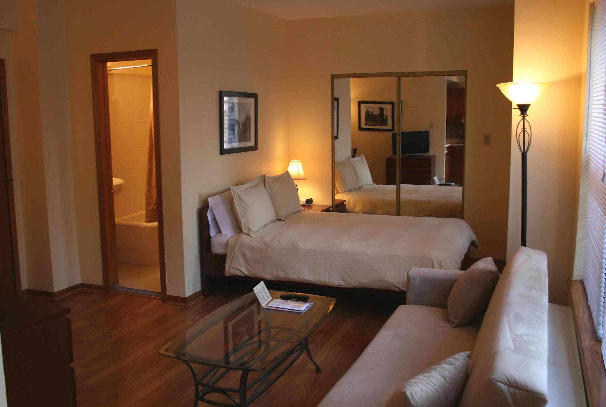 Dewitt Hotel And Suites 芝加哥 客房 照片